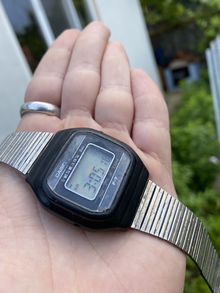 Casio f7 digital vintage Craiova •