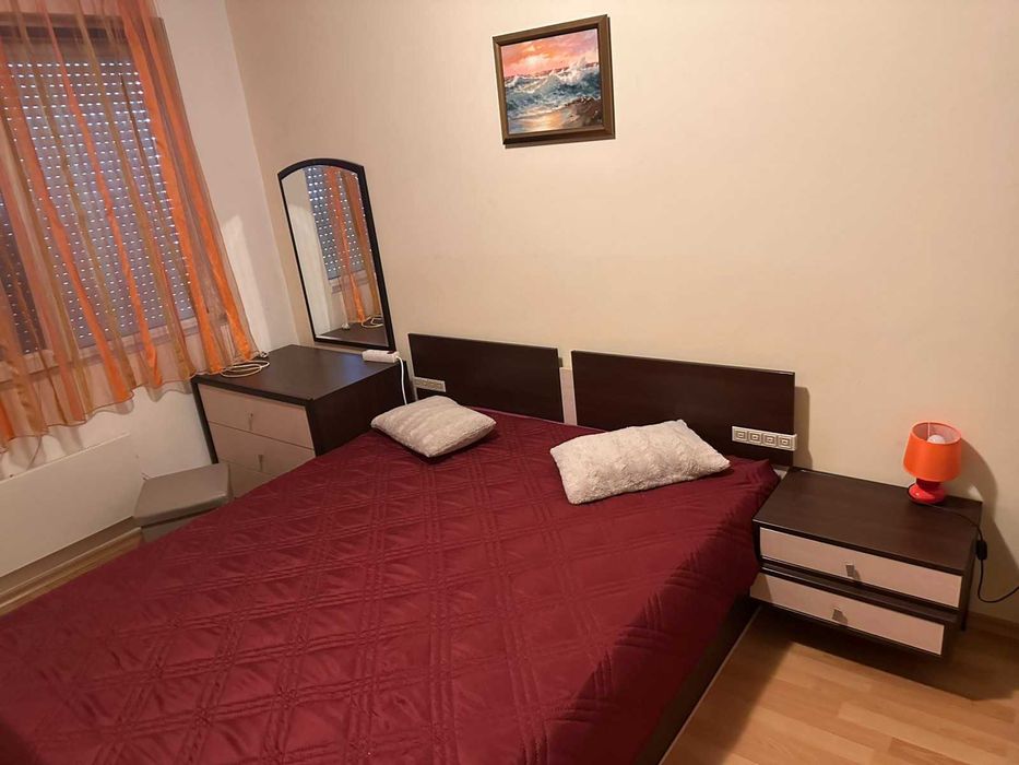 Тристаен с паркомясто в к-с Ривиера парк - к.к. Златни пясъци