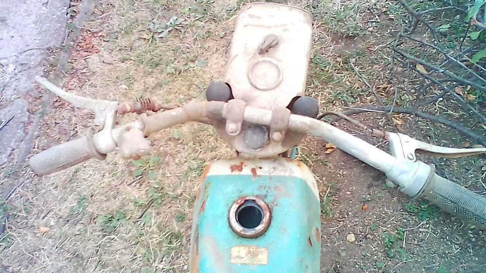 Мотопед "Балкан" (50 куб.см) / за колекция и употреба след лек ремонт