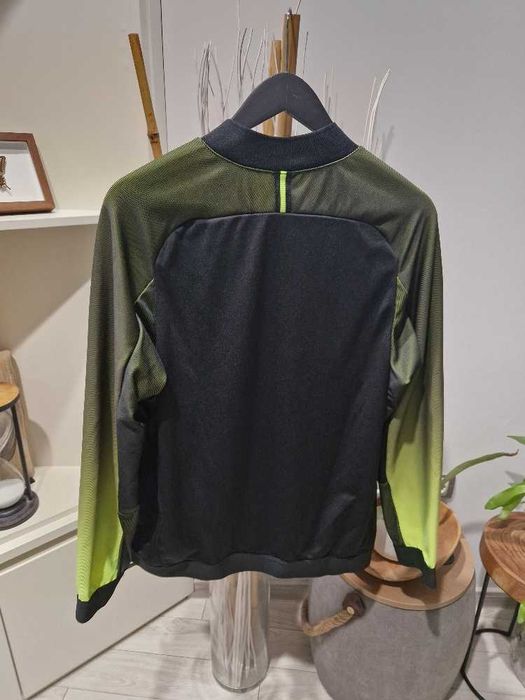 Мъжко спортно  яке Nike