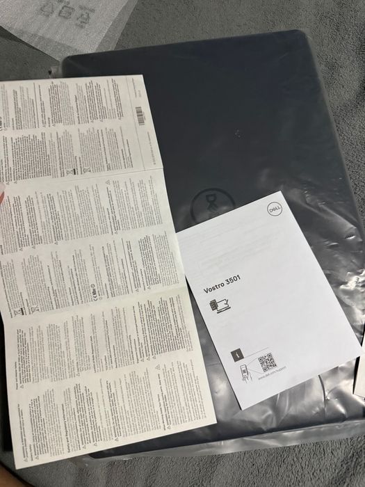 Laptop Dell Vostro 3501 nou