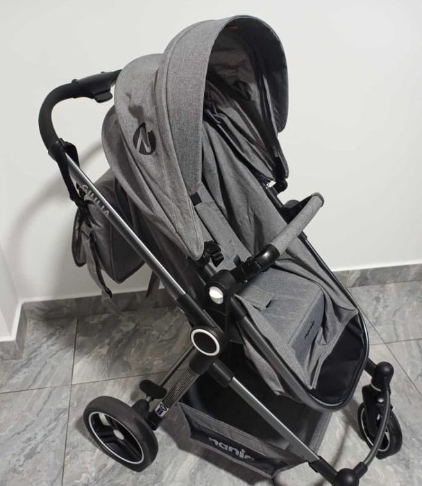 Carucior detașabil de vânzare