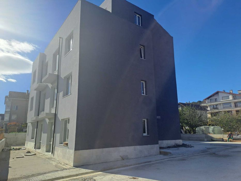 Продава се Двустаен апартамент в Варна, Виница - 47 кв.м за 1383 €/кв.м - Снимка #1