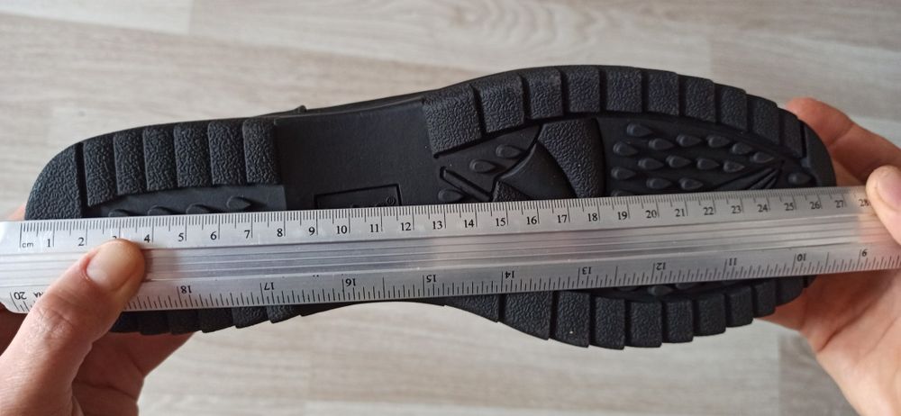 Cizme dama waterproof noi cu eticheta
