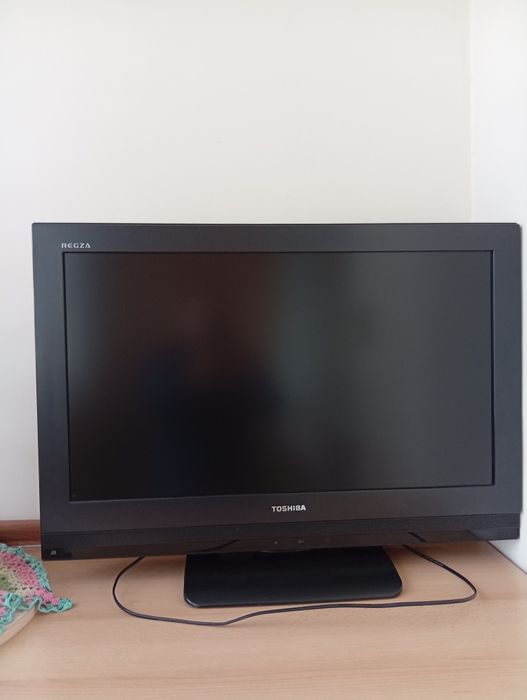 Телевизор Toshiba диагональ 80 см