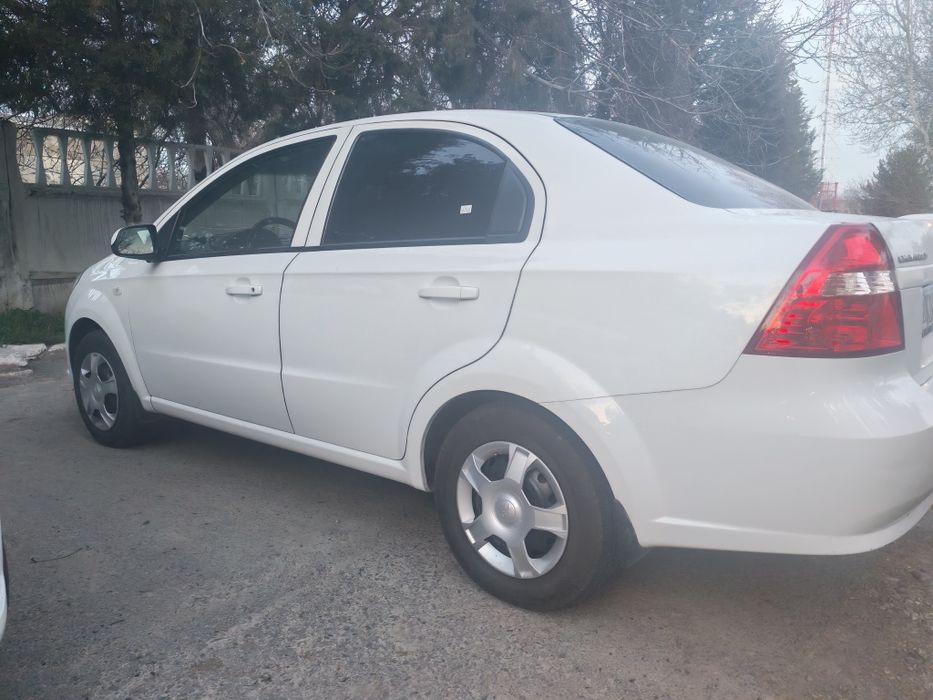 Некся 3 сотилади холати Яхши матори идиял.