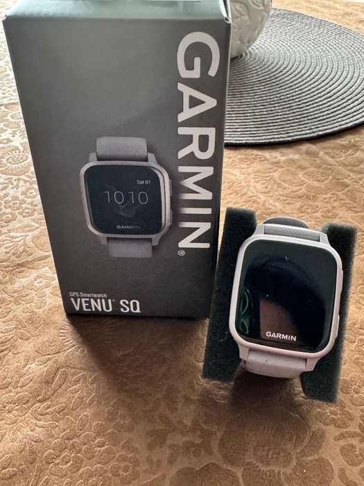 Дамски часовник Garmin venu sq