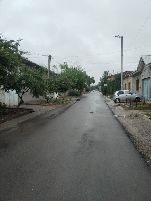 Uchastka sotiladi sroʻchna kelishtrib beramiz oʻzimni uyim