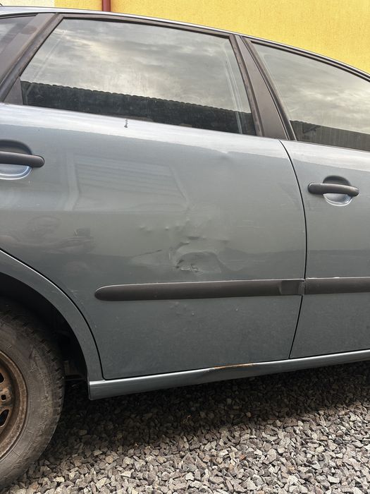 Vand Seat Ibiza 2005 benzina 1.2