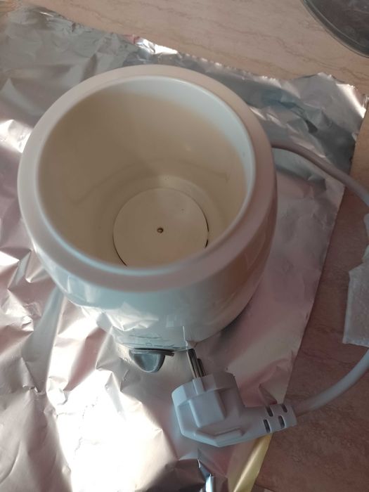 Нагревател за шишета и бурканчета