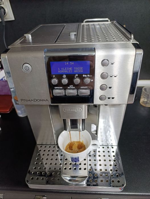 Кафемашина Робот Delonghi Prima Donna