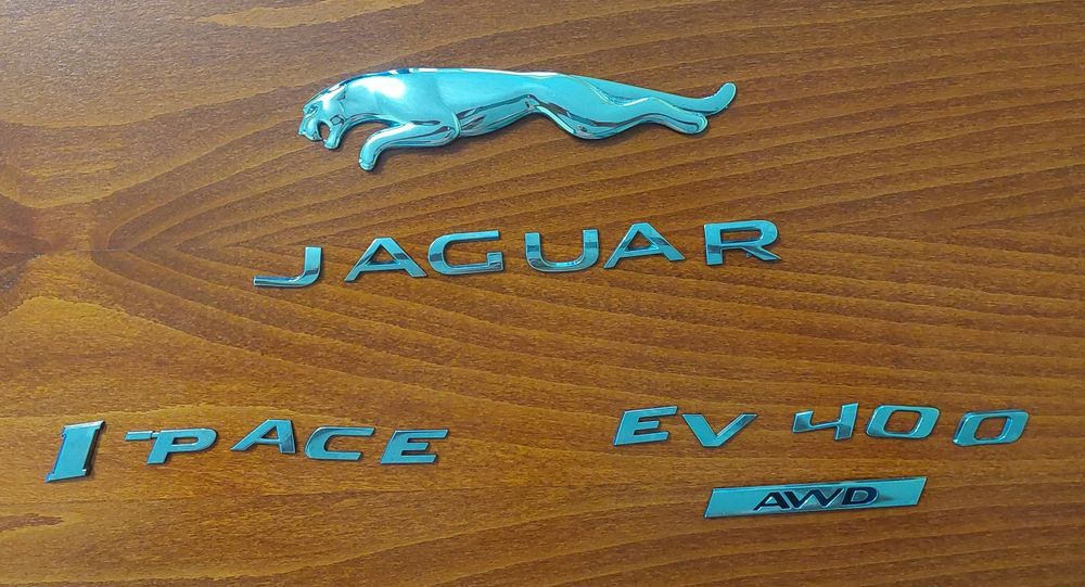 Jaguar I pace ( Ягуар ай пейс) задна емблема