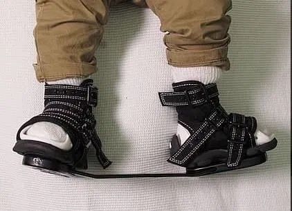 Брейсы ботинки вместе с планкой