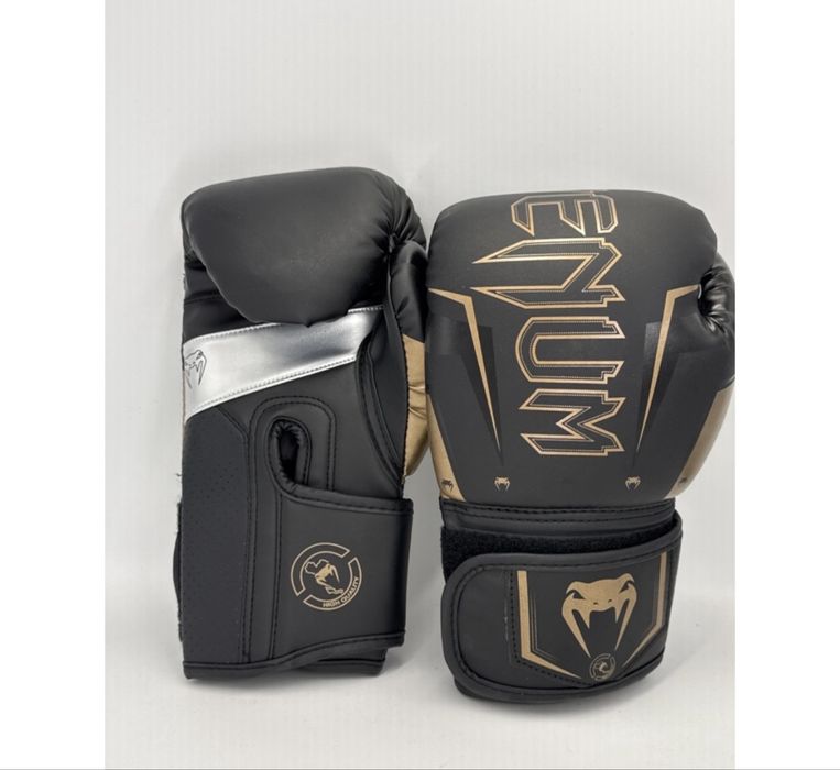Venum боксерские перачатки