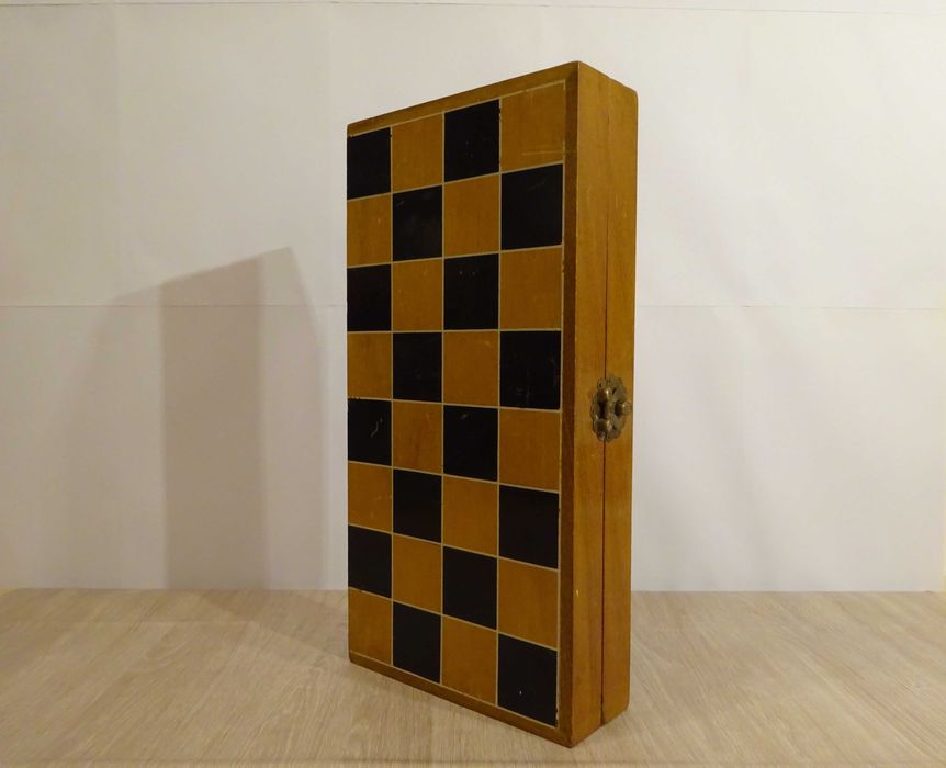 Sah, Joc de Sah asiatic vechi| Piese sculptate manual| RAR