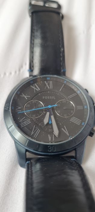 Ceas fossil sau schimb cu diverse sau telefon