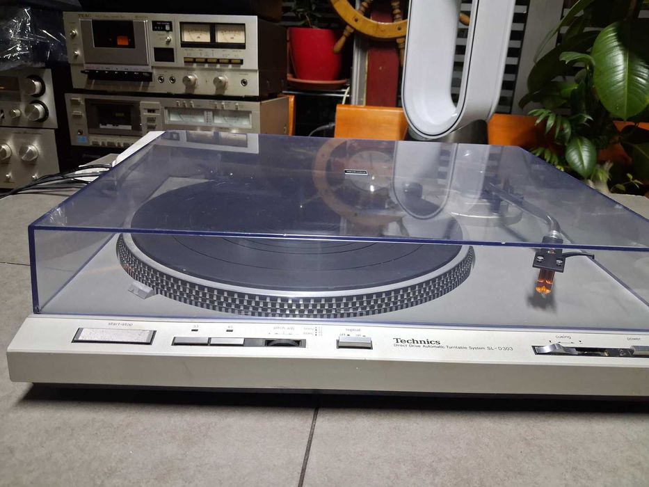 Pick-up Technics SL D303 direct drive