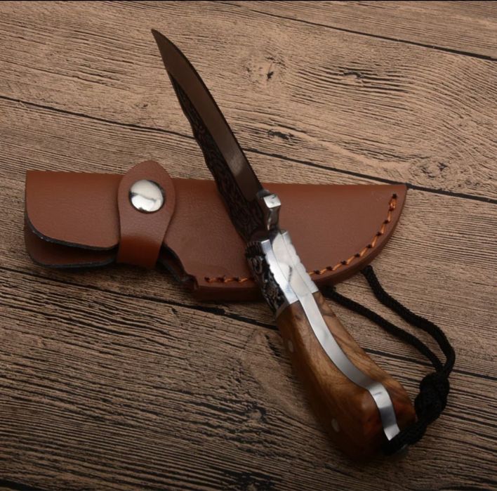 Ловен нож за дране на животни с кожена кания подходящ за ловци