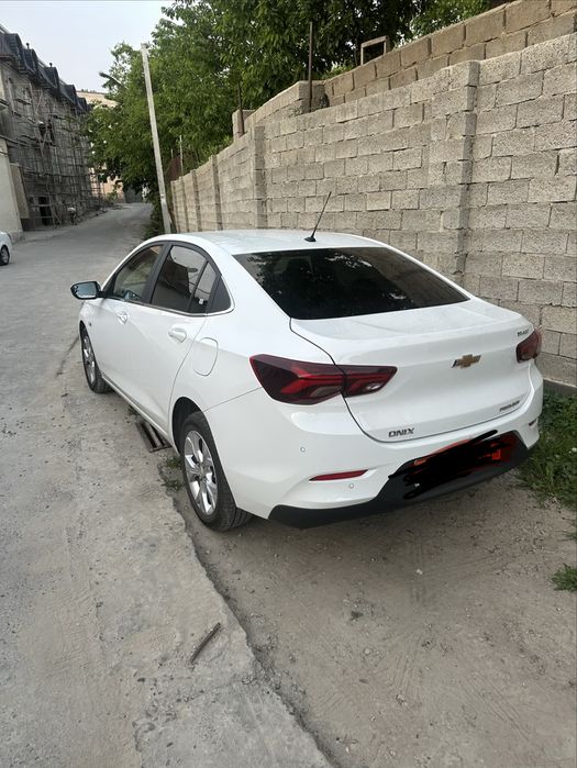Аренда авто Onix