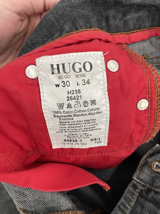 blugi HUGO BOSS marime xs/s
