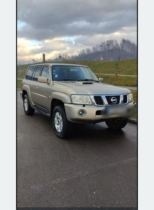 Nissan Patrol Y61