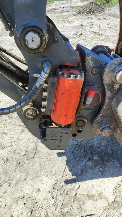 Volvo hunday adabtir sotiladi 360