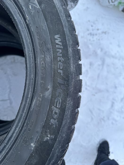 Продам комплект зимних шин