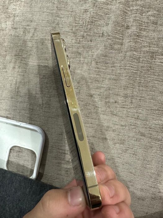 Айфон 13 про.