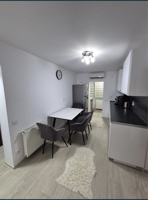 Apartament 2 camere decomandat