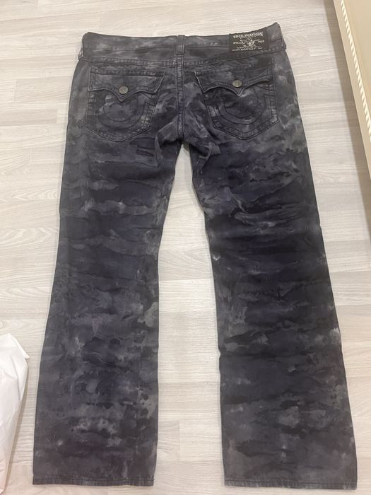 Джинсы True Religion