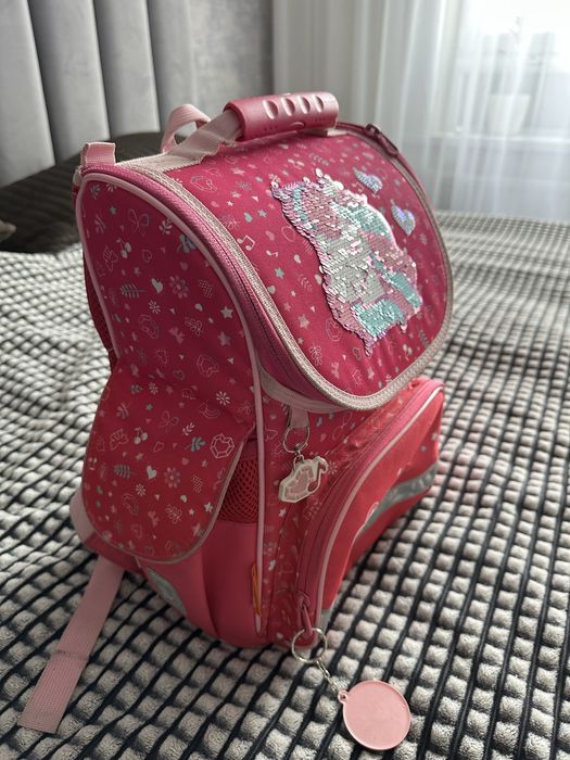 Рюкзак школьный для девочки