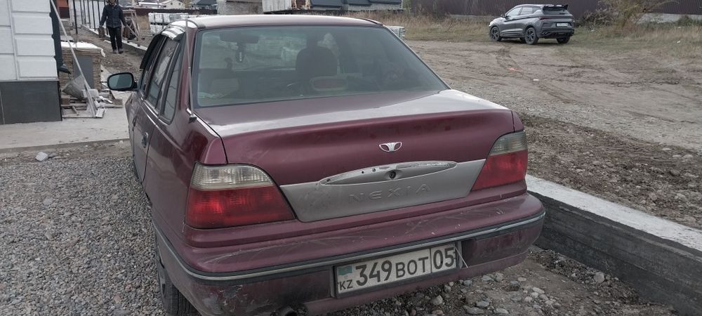 Продам на разбор машину 2010гв
