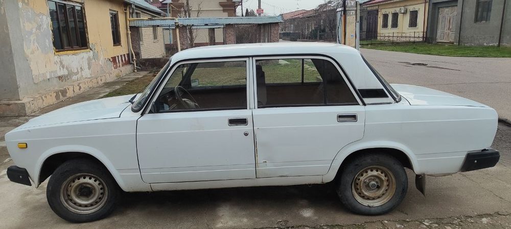 Ваз 2107 сотилади