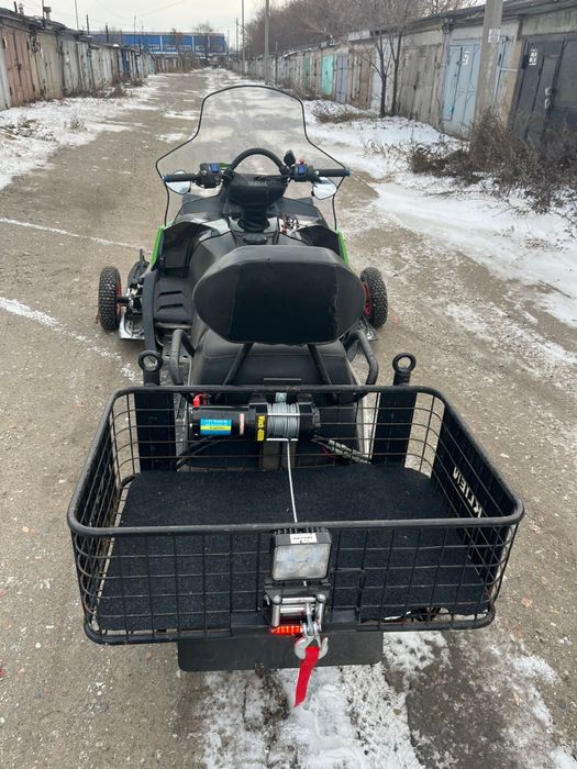 Продам снегоход Ямаха.