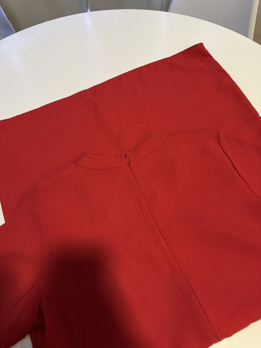 Женское платье длины мини