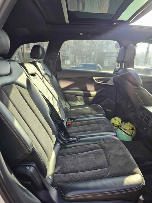 Audi Q7 2016 3.0d.S-line.7 locuri