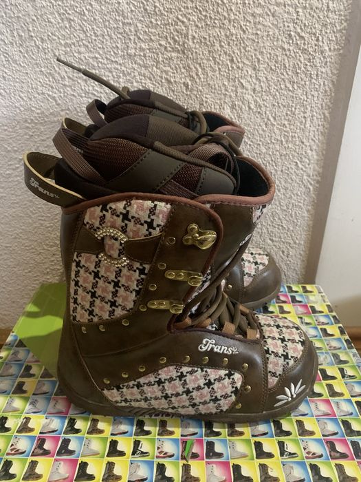 Boots noi Burton Nitro Thirtytwo