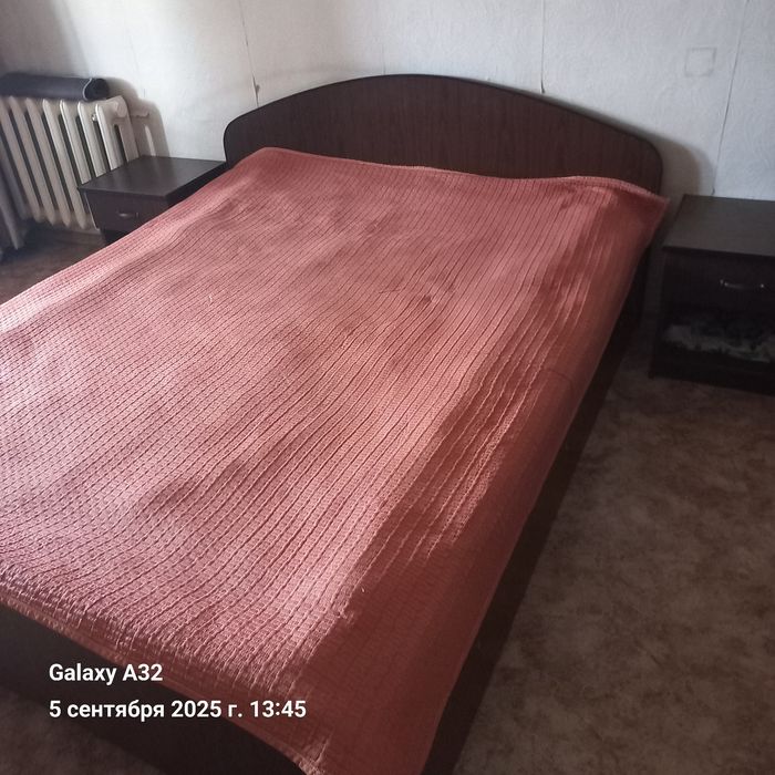 Срочно продам спальный гарнитур