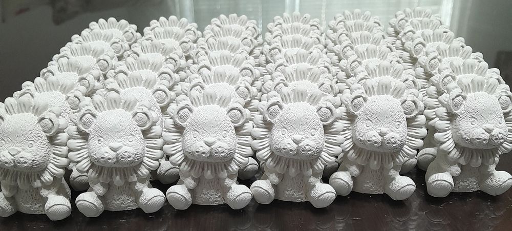 Гипсови фигурки за оцветяване.