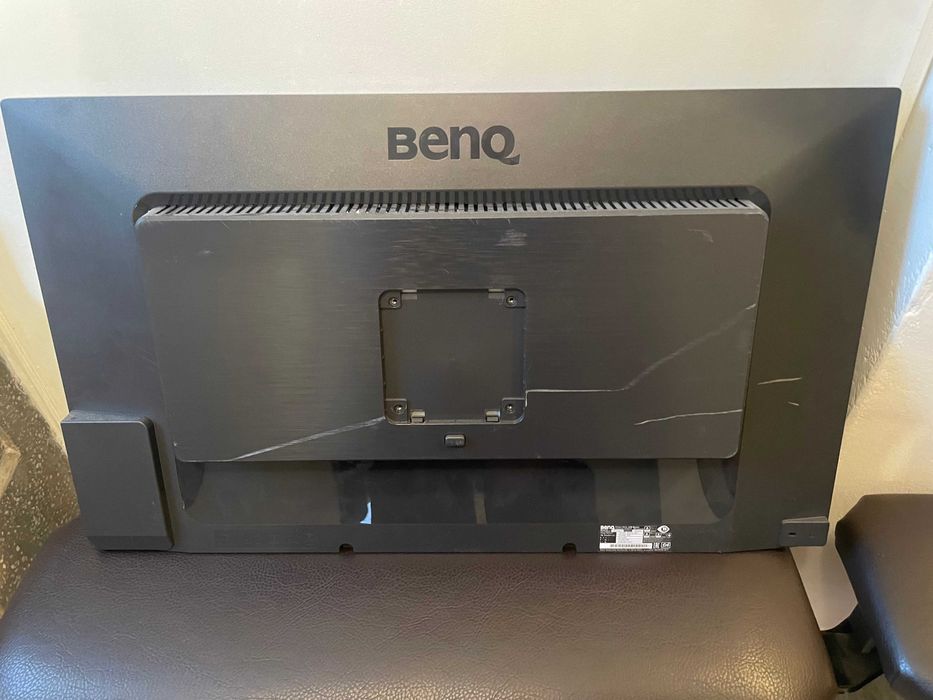 32" BENQ PD3200U-T LCD монитори професионални 4 броя налични