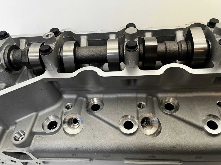 Головка блока на Toyota 2L