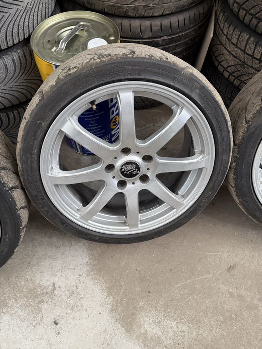 Джанти 17 5x114.3 със семи сликове 215/40/17