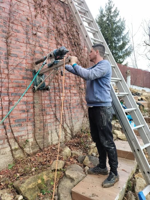 Găuri hote centrale ,tăiat beton armat ,sanțuri  perete pentru electri