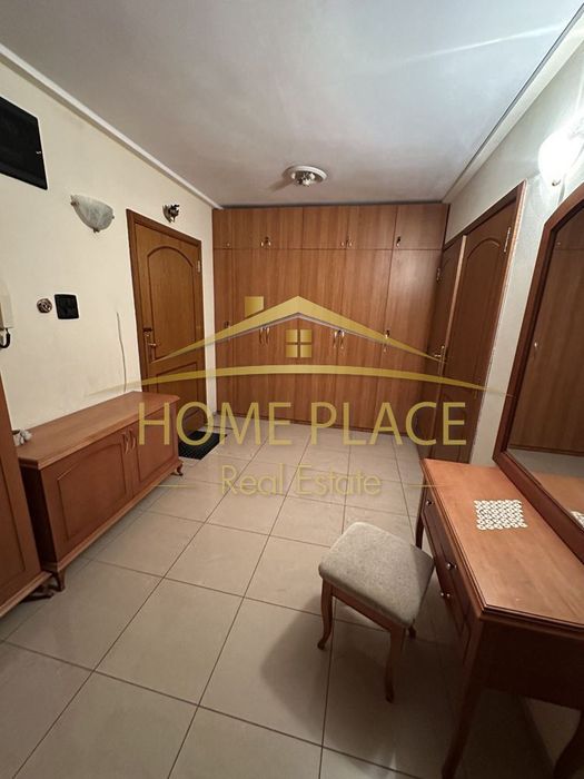 ДВУСТАЕН апартамент под наем - Център