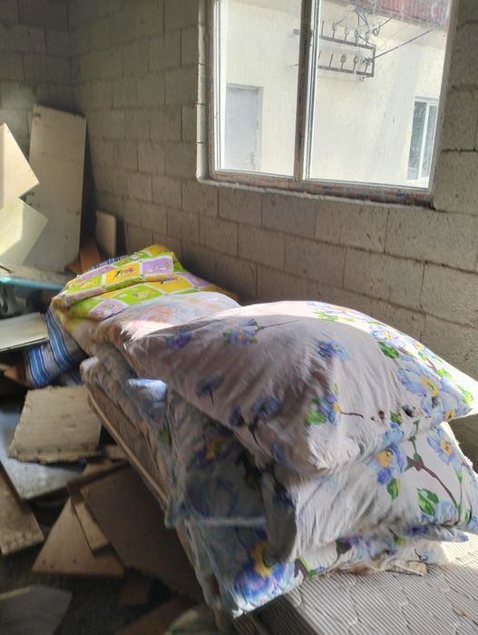 Продам матрасы ,одеяло , подушки