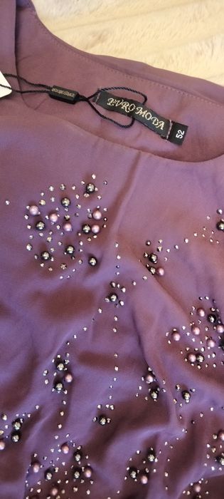 Продам платье красивое