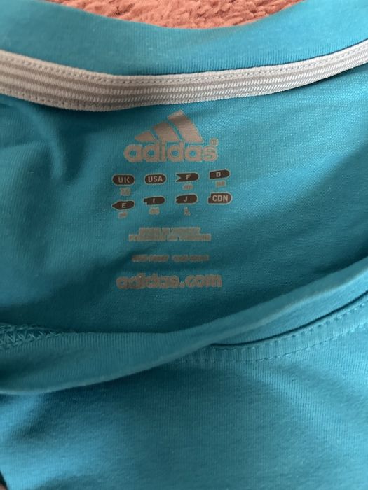 Tricou Adidas.