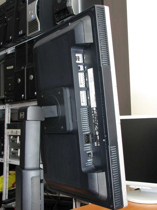 Монитор HP LP2465