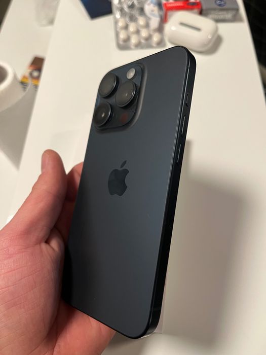 Iphone 15 pro 256гб