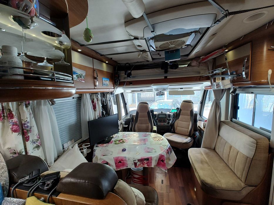 Кемпер HYMER B-Klasse 614 SL Lang 3.0 MultiJet, 2009